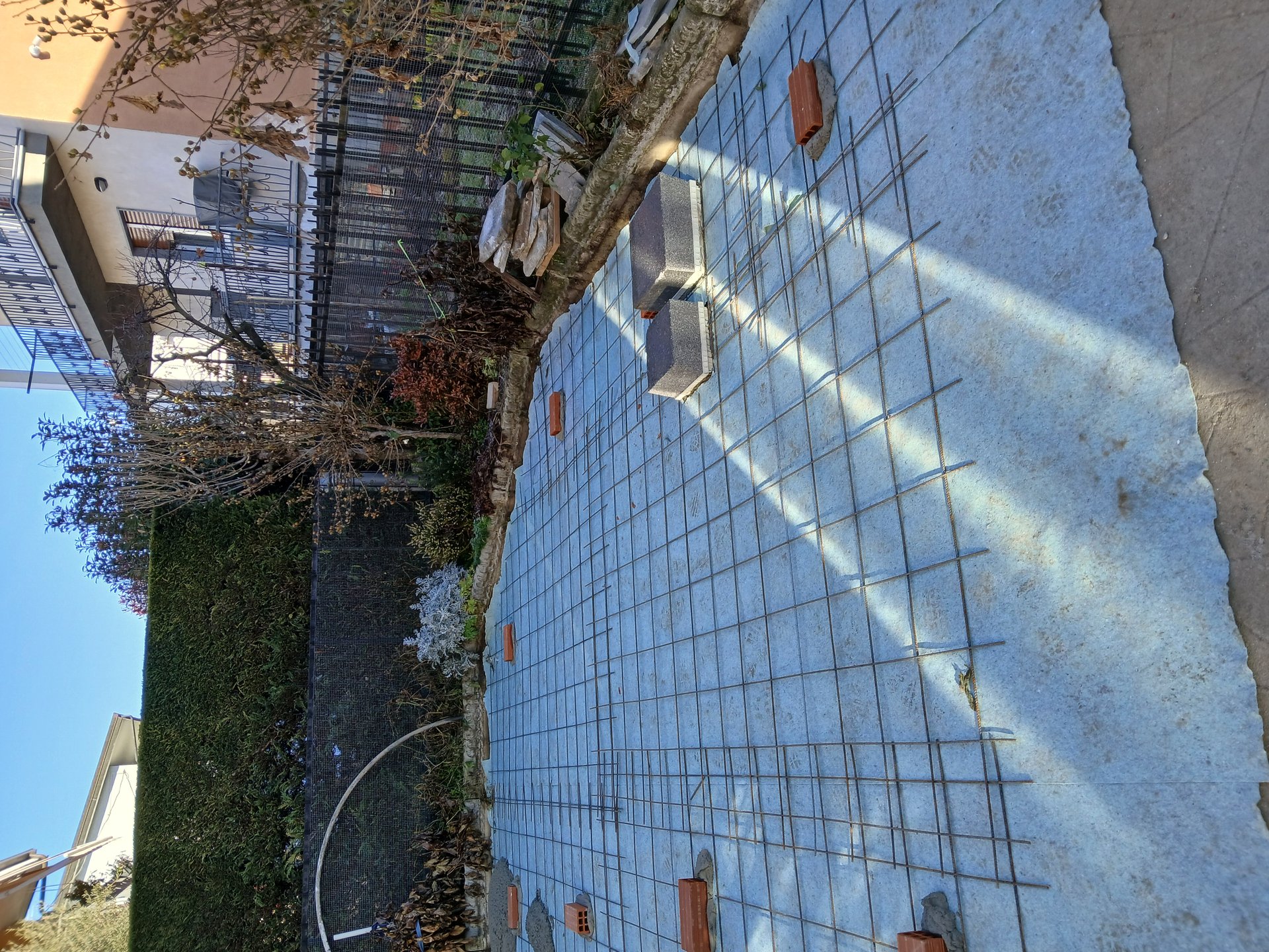 Rifacimento cortile con posa luserna - Settimo Torinese - ReBuild