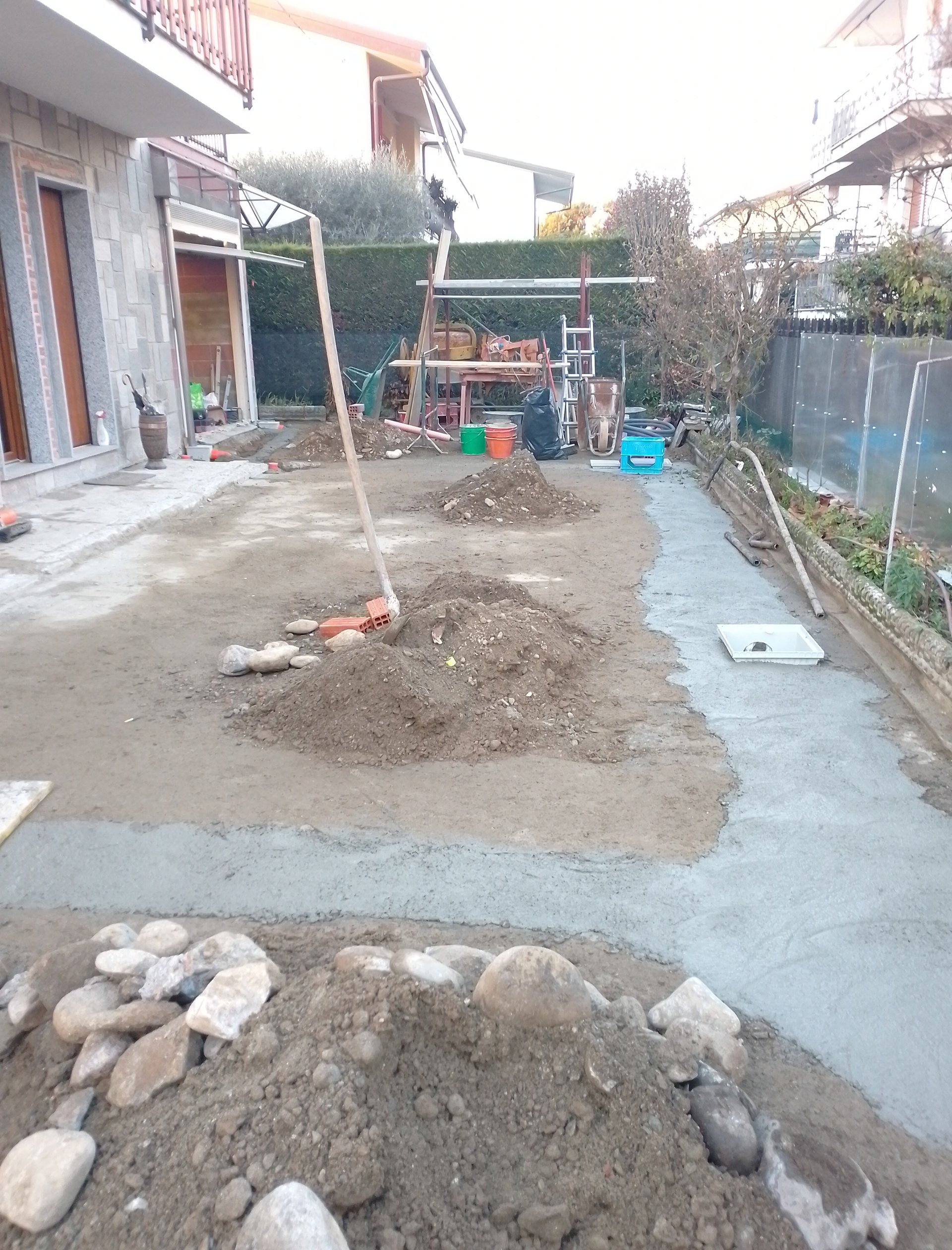 Rifacimento cortile con posa luserna - Settimo Torinese - ReBuild