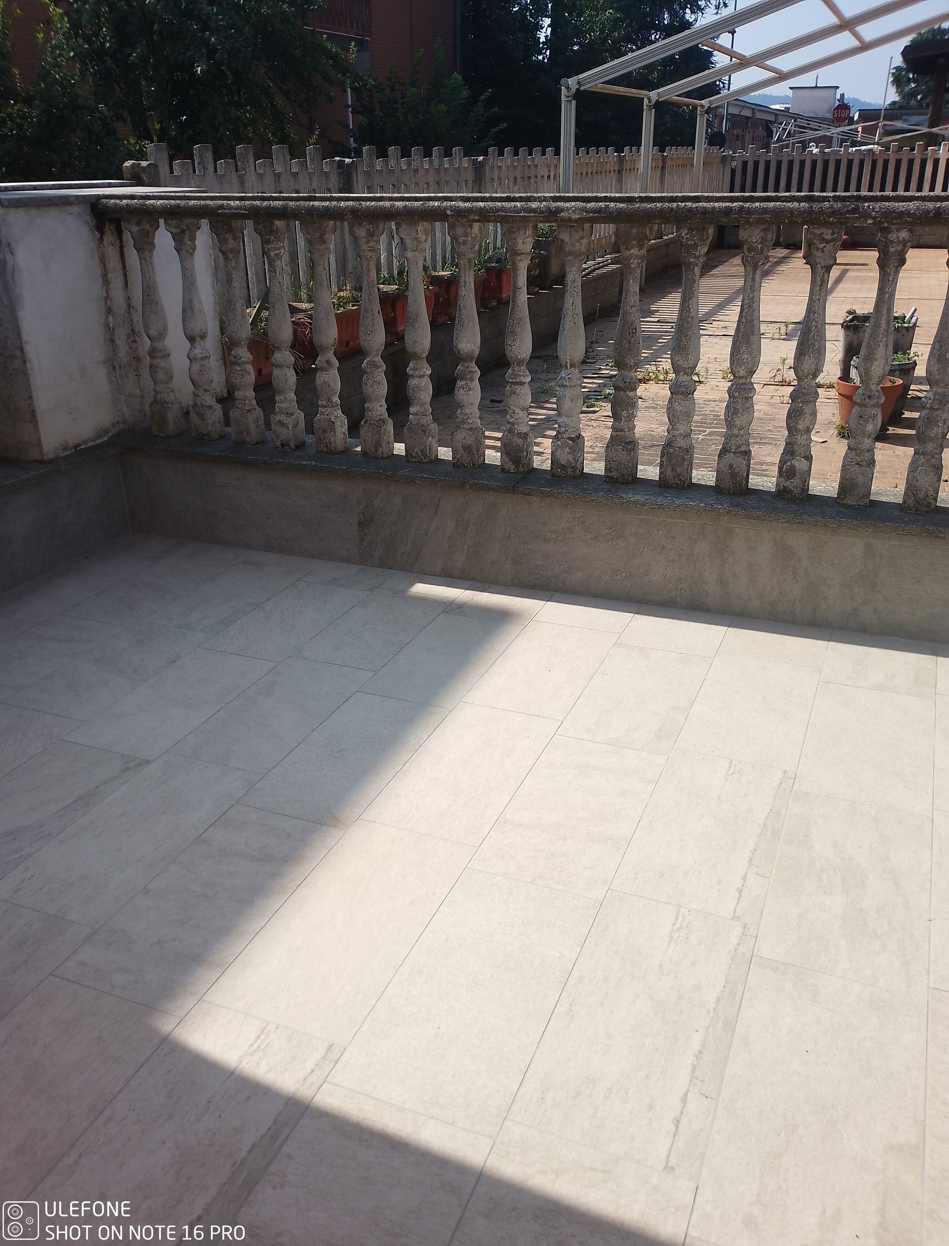 Rifacimento pavimentazione cortile con impermeabilizzazione - Settimo Torinese - ReBuild