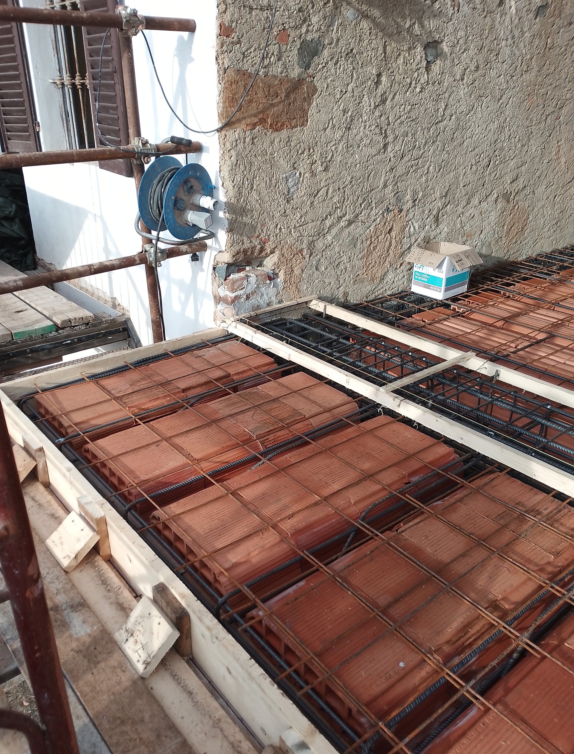 Costruzione solaio ex novo - Provincia di Vercelli - ReBuild