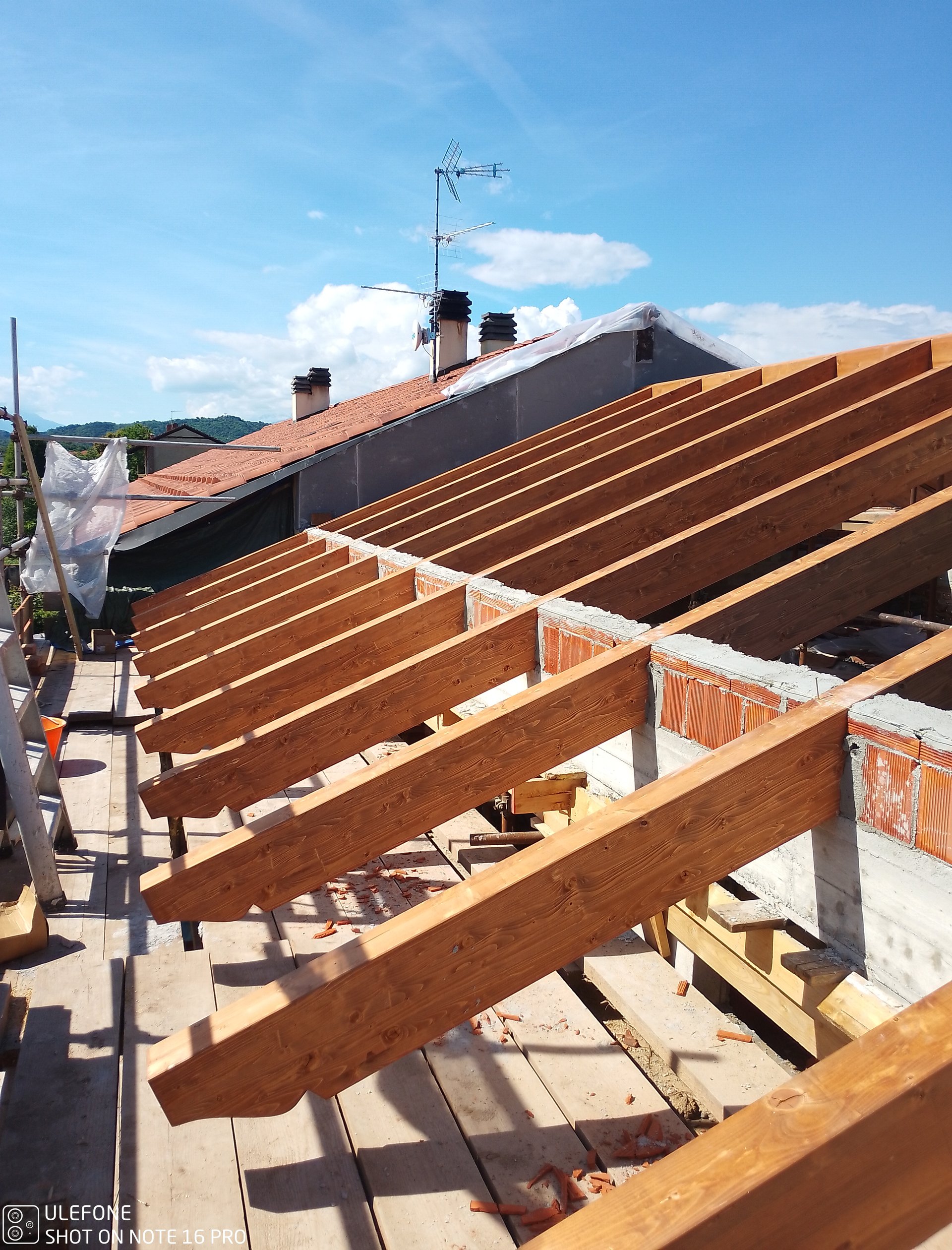 Rifacimento tetto e facciata villa - Provincia di Vercelli - ReBuild