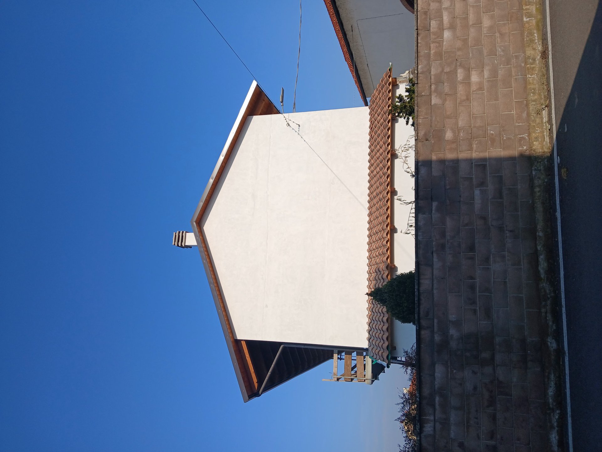 Rifacimento tetto e facciata villa - Provincia di Vercelli - ReBuild