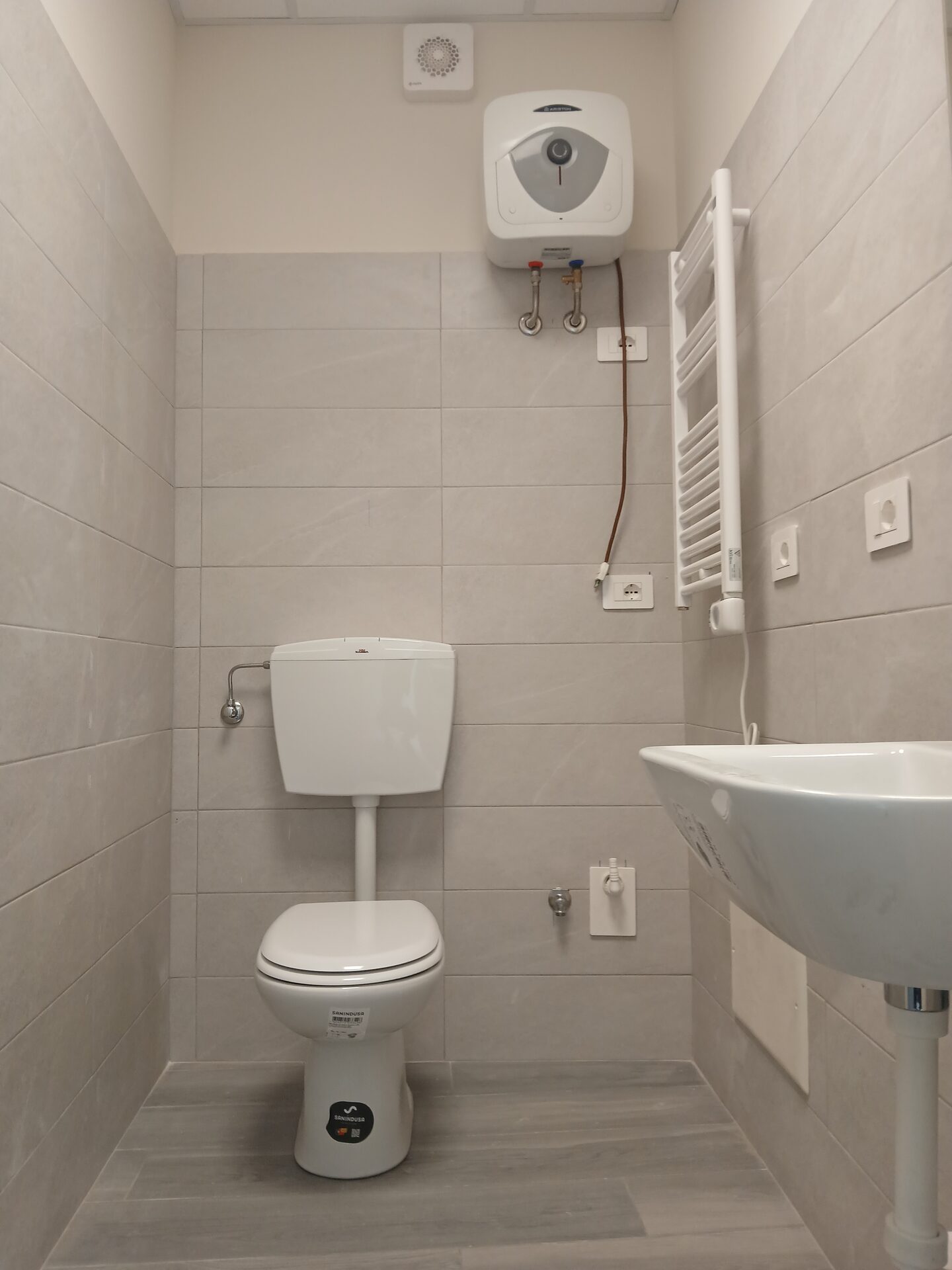 Ristrutturazione studio medico Settimo Torinese — cantiere 21